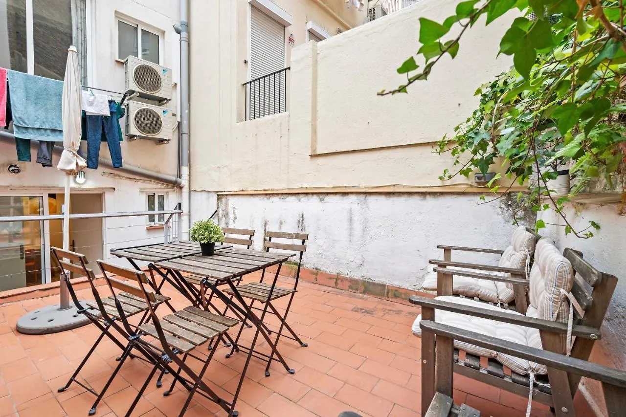 Flateli Poble Sec Spanien