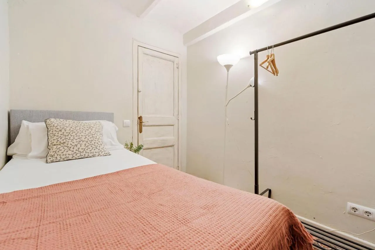 Flateli Poble Sec Apartment Barcelona