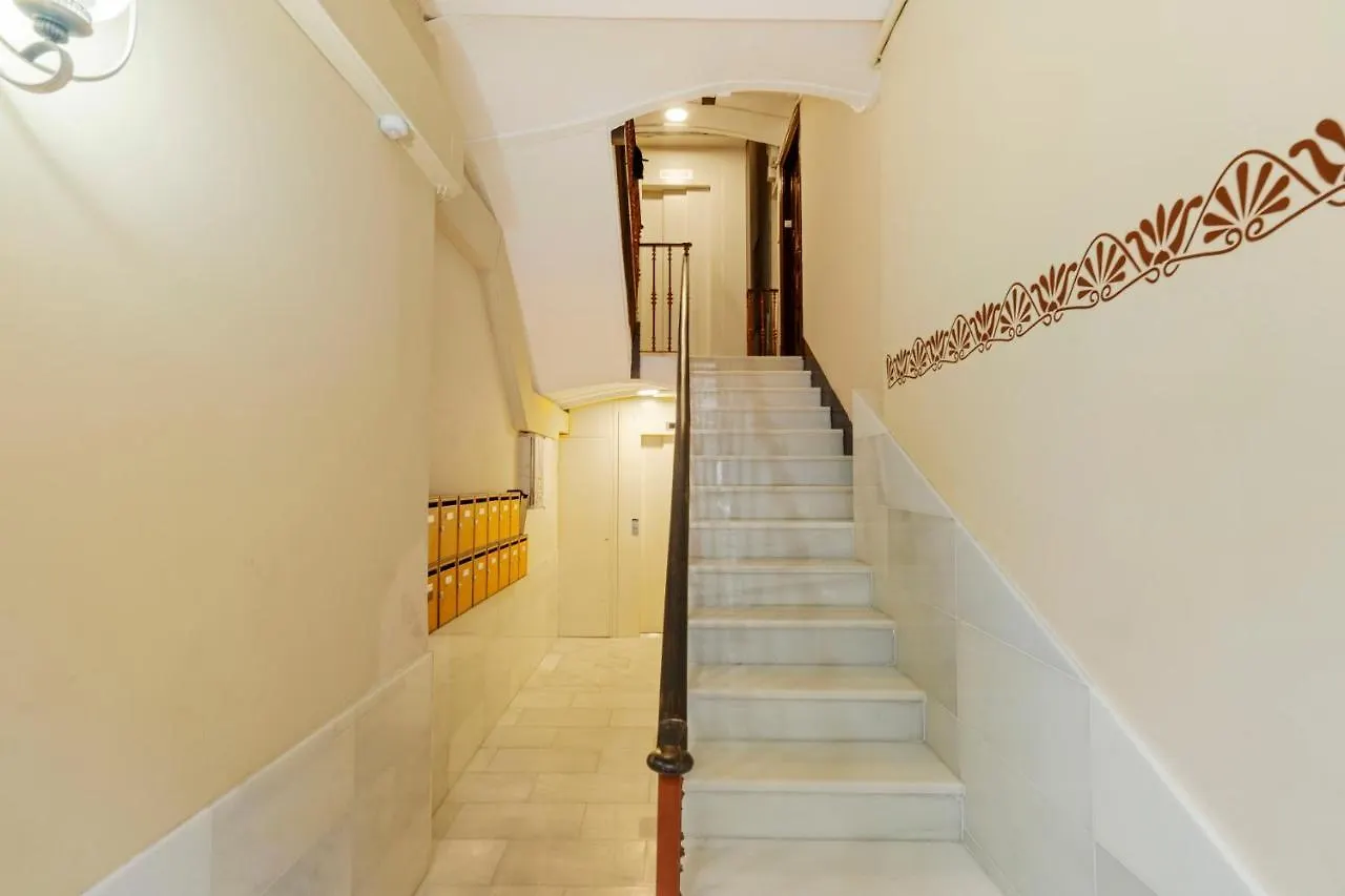 Apartamento Flateli Poble Sec Barcelona 0*,
