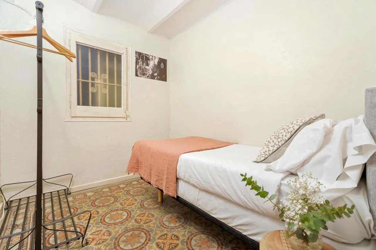 Flateli Poble Sec Apartment Barcelona
